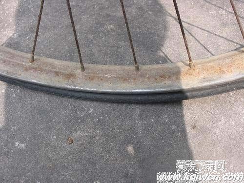 ��������ɬ���ؼ۳��۰���һ��